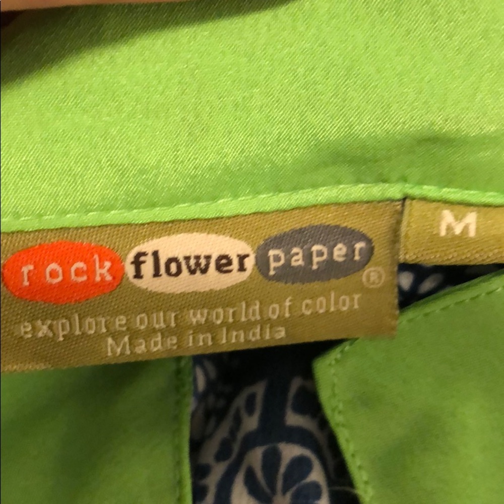 Medium Blouse - Picture 3 of 4